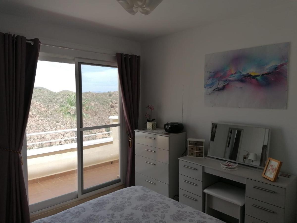 Exquisite Modern 2-bed House In El Pinar De Bedar