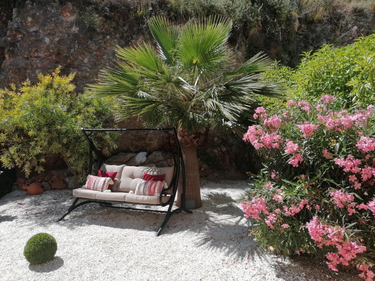 Exquisite Modern 2-bed House In El Pinar De * Bedar