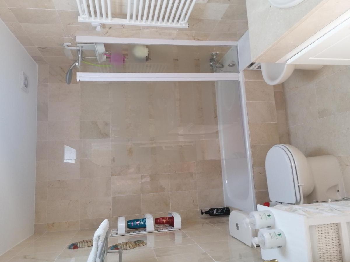 Exquisite Modern 2-bed House In El Pinar De Holiday home *